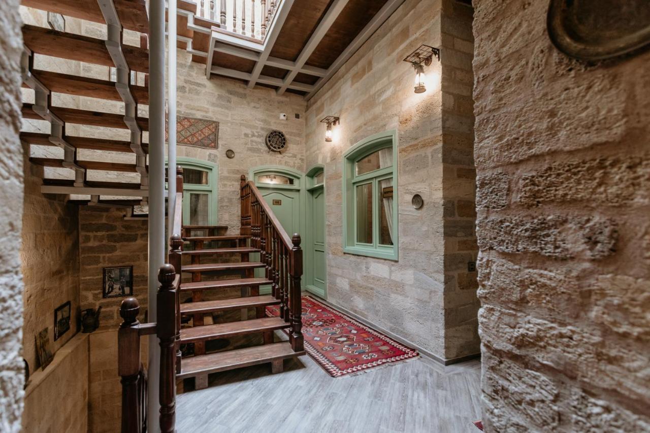 Sazeli Old Baku Hotel Buitenkant foto