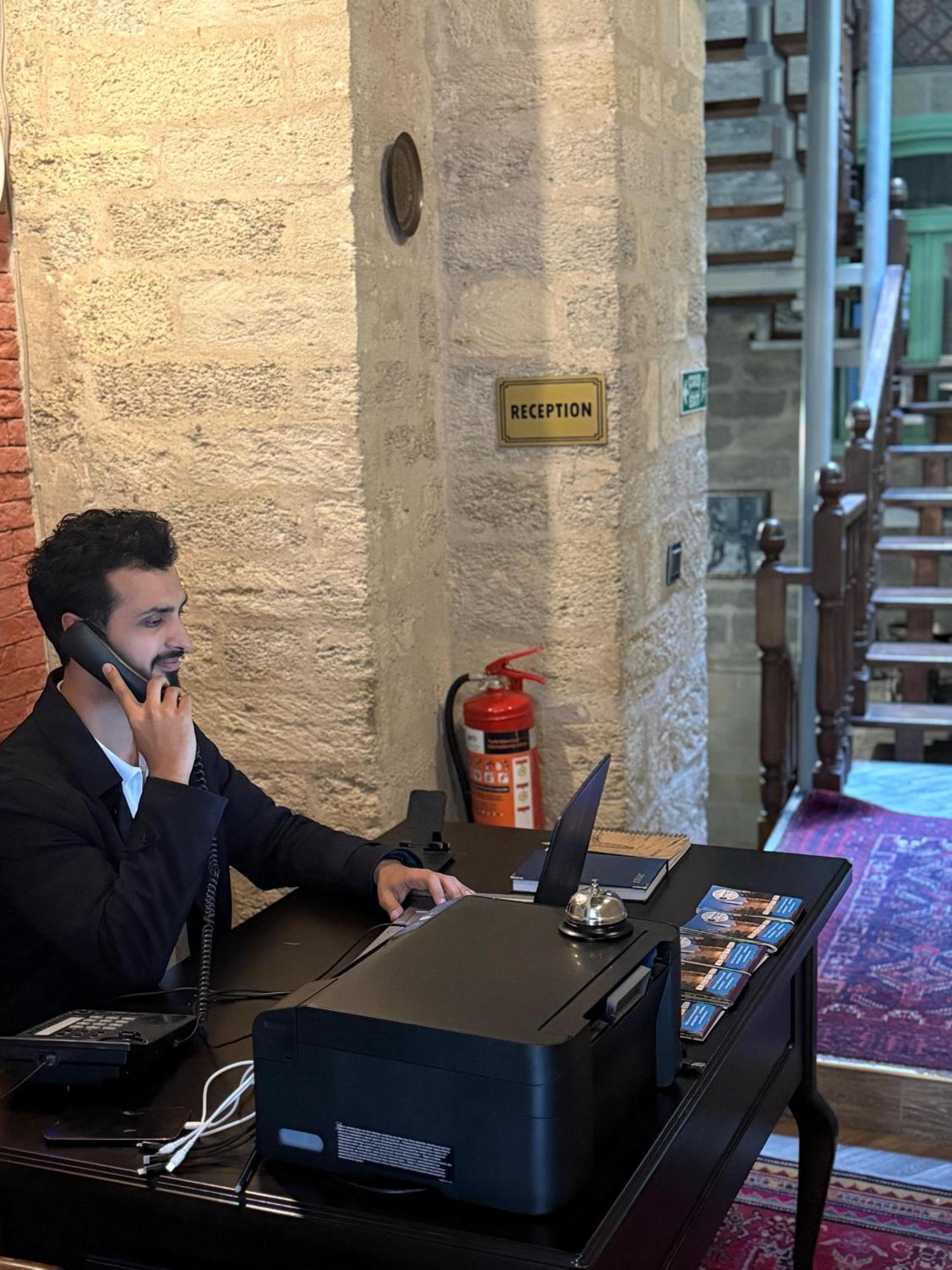 Sazeli Old Baku Hotel Buitenkant foto